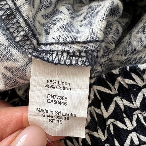 J.Crew. Navy blue & white patterned pants - Picture 6 of 7